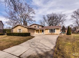 1519 S Harvard Ave, Arlington Heights, IL 60005