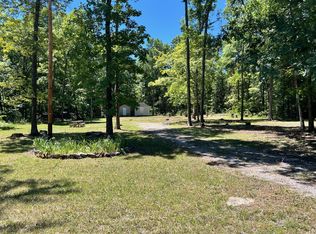 2382 New Cut Rd, Columbia, TN 38401