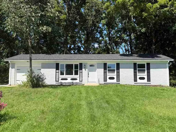 3368 W Serenity Pkwy, Connersville, IN 47331