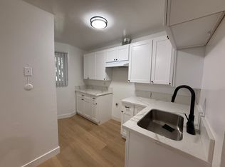 7030 Etiwanda Ave #1, Reseda, CA 91335