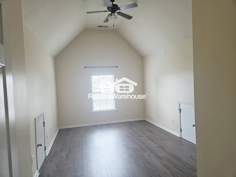 528 Highland Falls Dr — Photo 15
