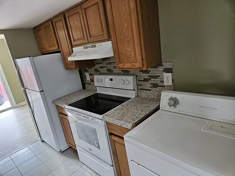 2612 Heth Ct — Photo 7