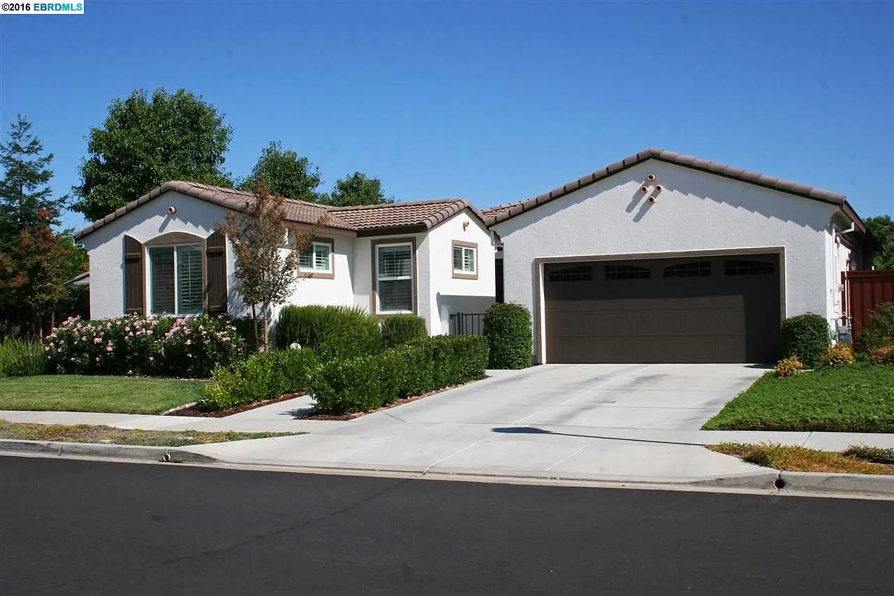 703 Monte Verde Ln photo 1