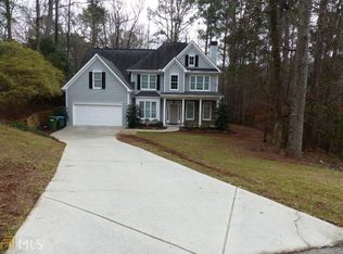 4024 Pineridge Dr, Lilburn, GA 30047