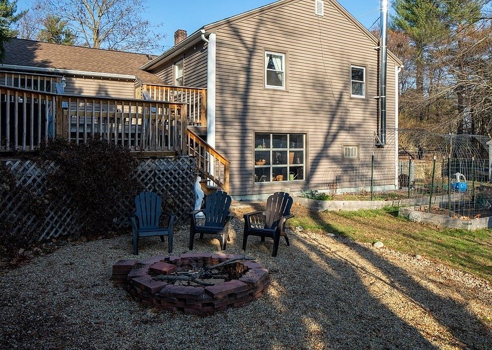 103 Eugene St, Leominster, MA 01453 Zillow