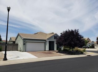 2185 Rhodes Ln, Roseville, CA 95747