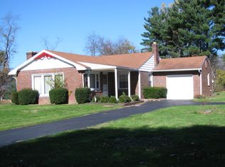 3755 Holly Ln, Hermitage, PA 16148