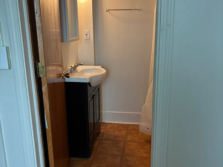 73 Oneco Ave #32 — Photo 5