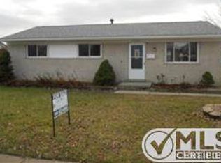 38189 N Jean Ct, Westland, MI 48186
