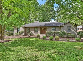 6036 Glenridge Rd, Charlotte, NC 28211