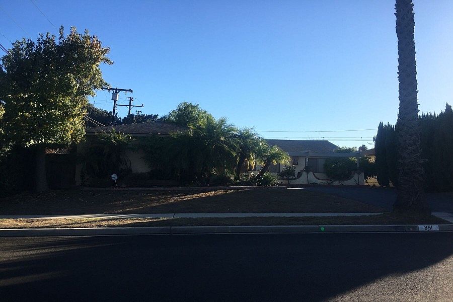 2nd image of 851 N Verna Ave