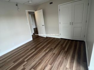 812 Memorial Dr APT 806, Cambridge, MA 02139