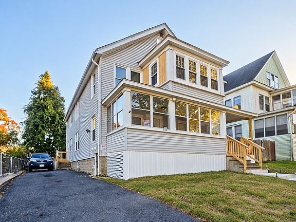 3rd image of 559-561 Wilbraham Rd