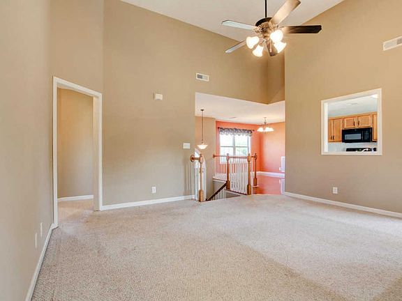 5th image of 218 Harold Dr