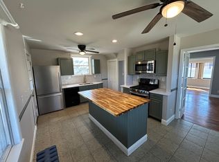 1416-1416R Carnahan Rd, Pittsburgh, PA 15220