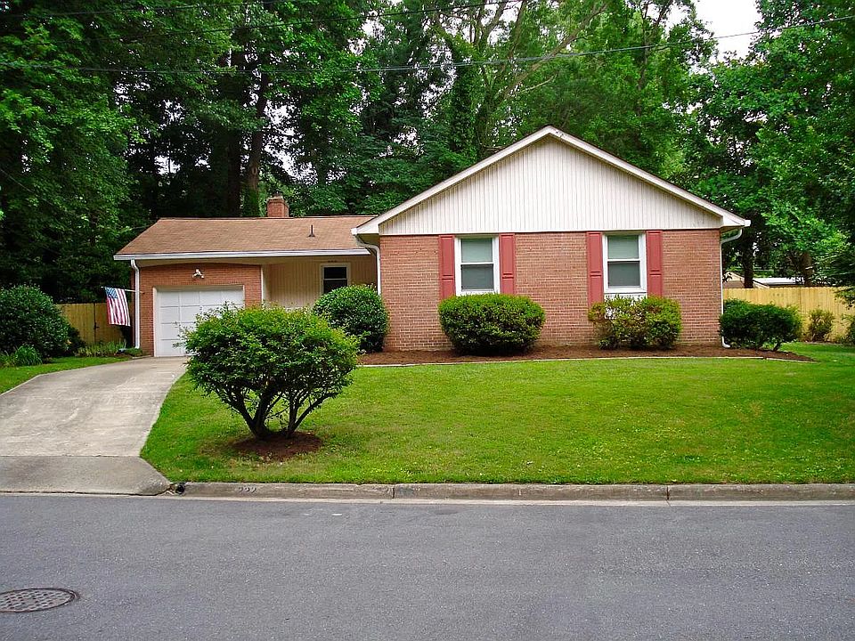 1st image of 222 Falcon Dr