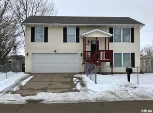 6212 Appomattox Rd, Davenport, IA 52806