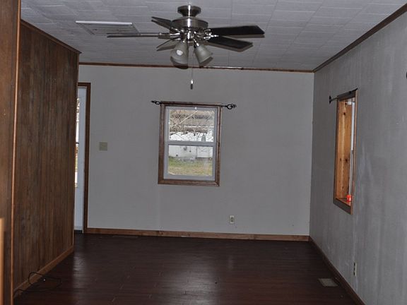 5th image of 610 S Osage St