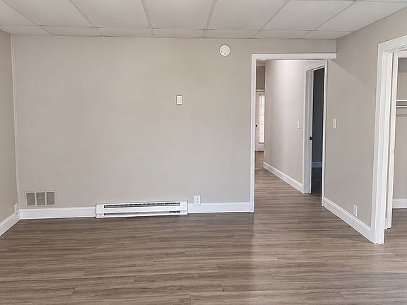 3rd image of 4803 Cameron Rd