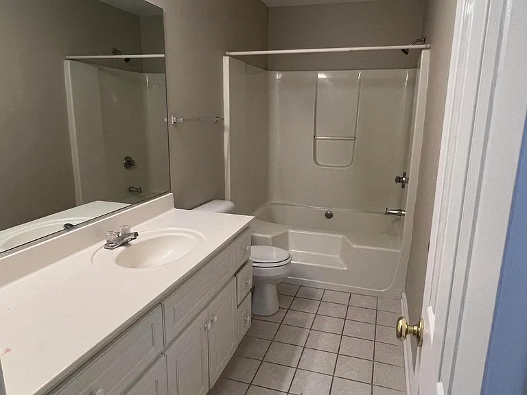 17 Macaulay Pl — Photo 9