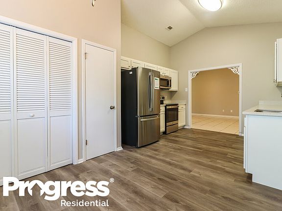 5th image of 8901 Beeler Dr