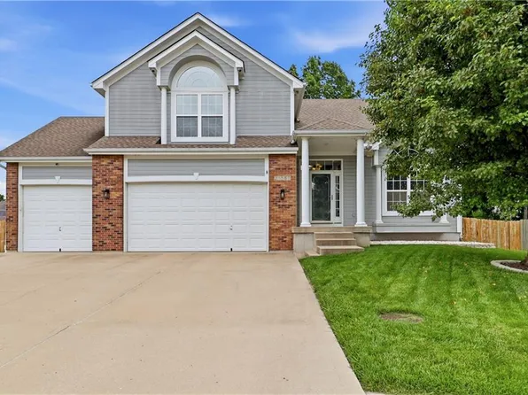 21117 E 50th Terrace Dr S, Blue Springs, MO 64015