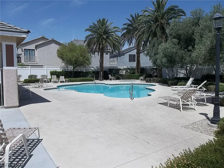 1534 Evening Spirit Ave — Photo 2