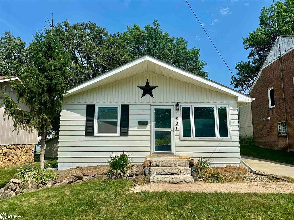 108 E Division St N, Audubon, IA 50025 | Zillow