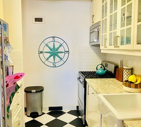 4th image of 7002 Boulevard East Unit 10C