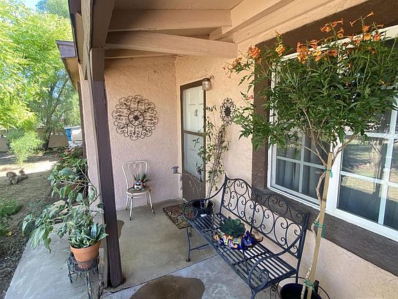 4th image of 2523 W San Miguel Ave
