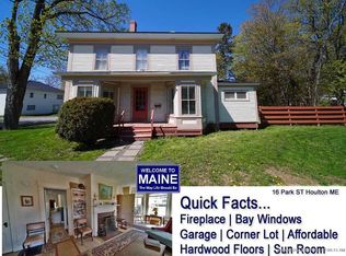 16 Park St, Houlton, ME 04730