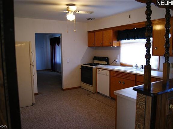 3rd image of 15241 Old Lincoln Way