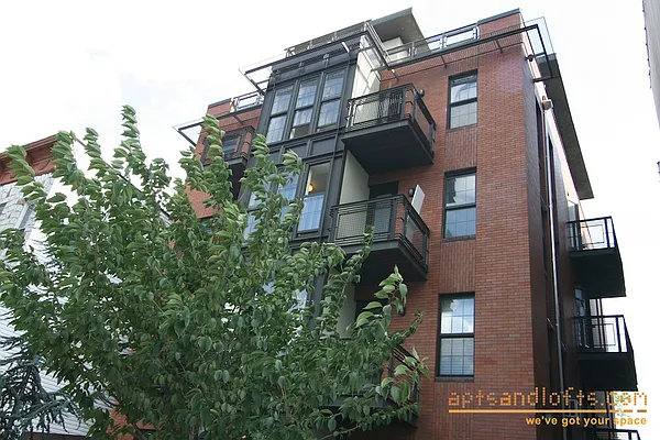 Rented by aptsandlofts.com | media 20