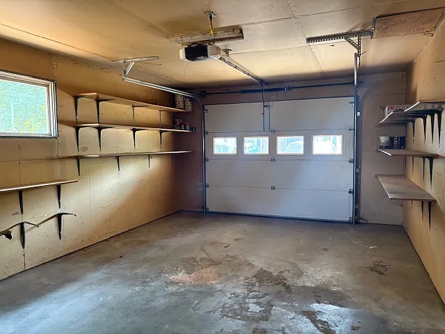 126 Saranac Dr — Photo 39