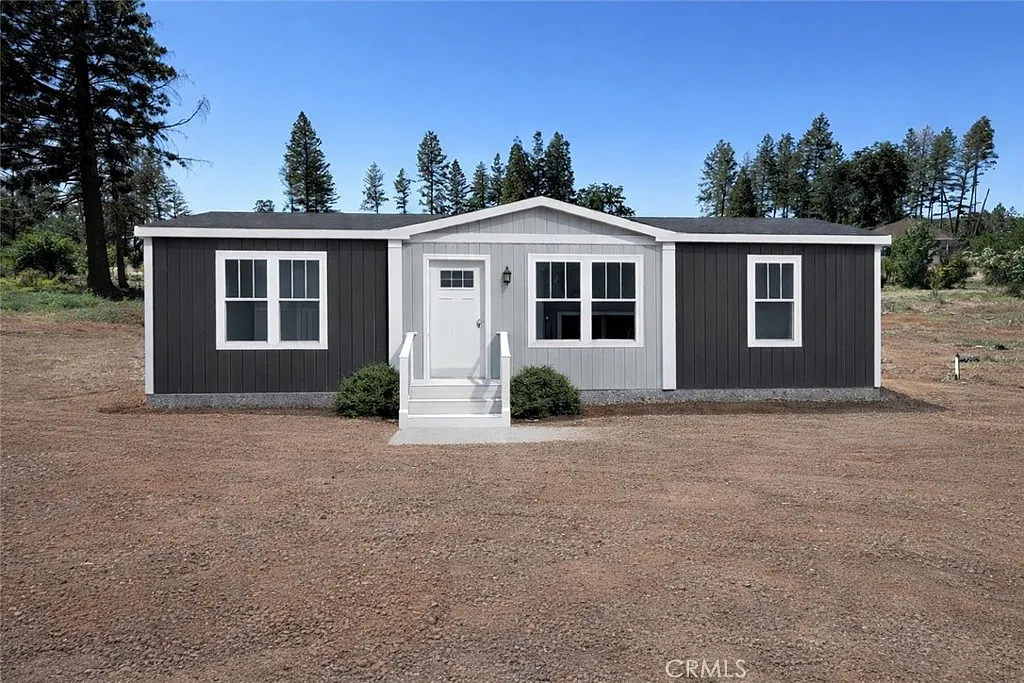 8589 Ridgecrest Dr photo 1