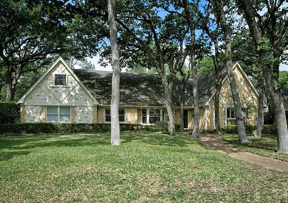 1st image of 1517 Live Oak Dr