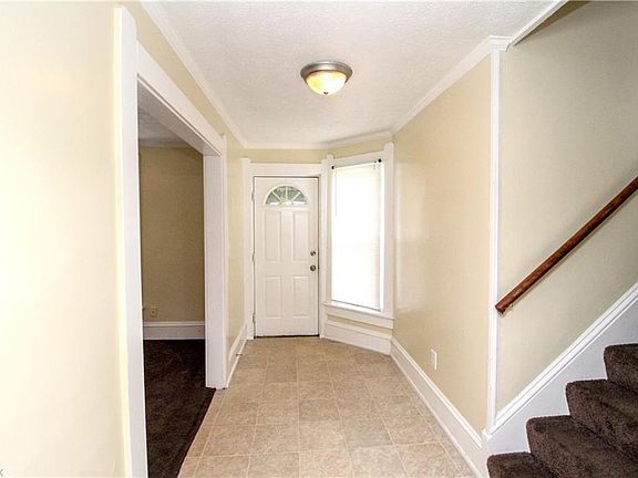 4th image of 251 8th St