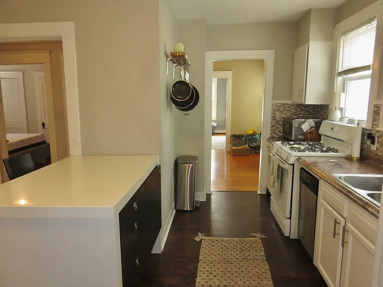 37-39 Parmenter Rd — Photo 12