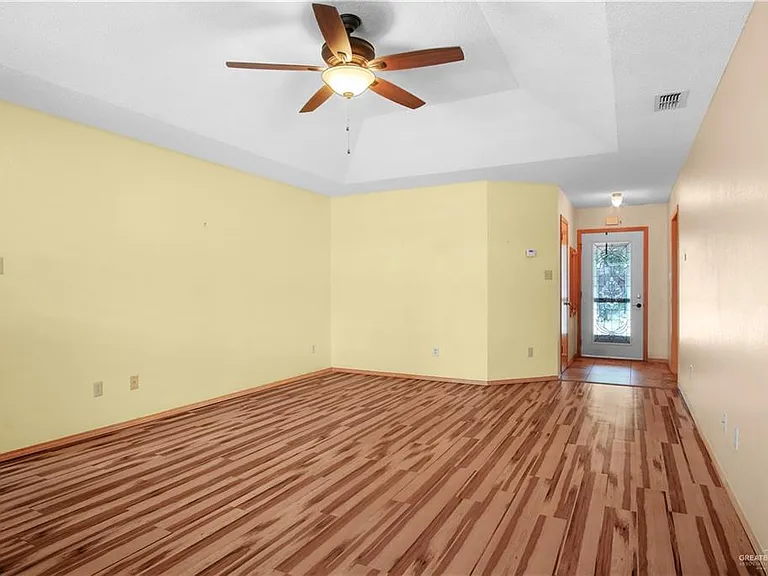 2309 Yarrow St — Photo 3