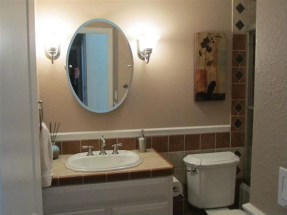 4th image of 7200 Sunwood Way
