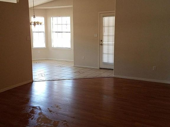 5th image of 6804 Teresa Ct NW