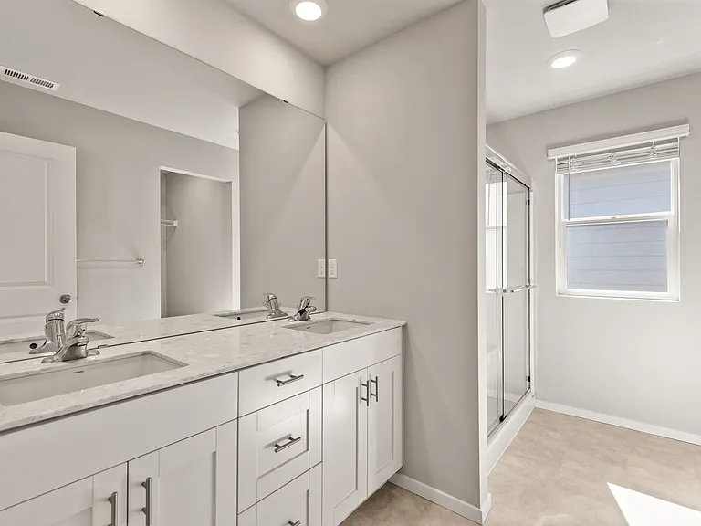207 17th Pl — Photo 10