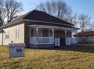 108 S Poplar St, Orient, IA 50858