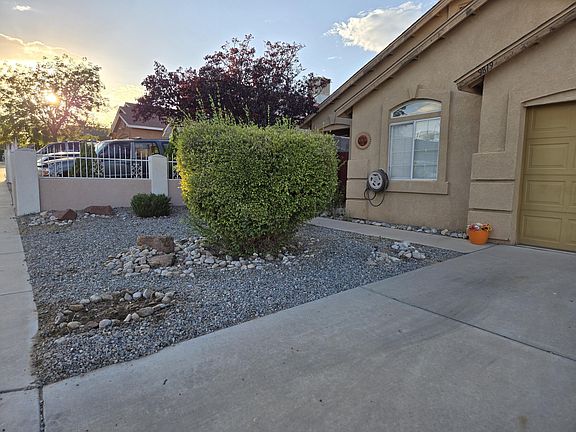 4th image of 9819 Lauren Ave SW