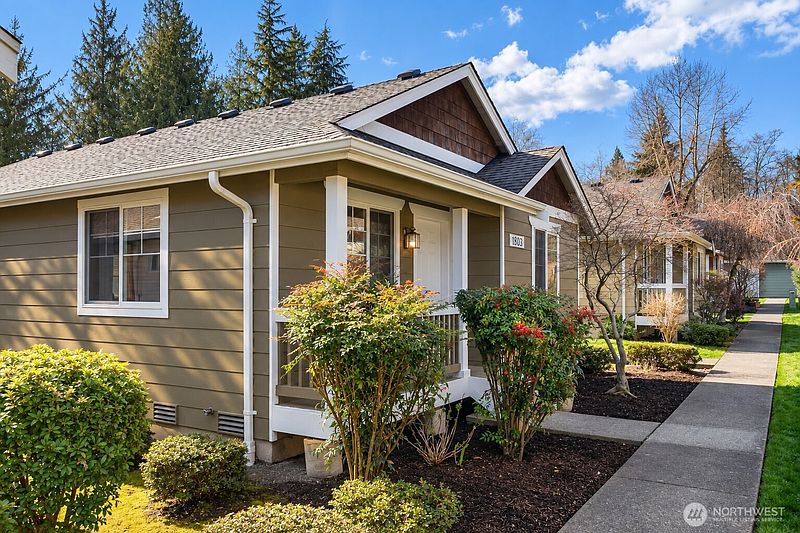 2nd image of 1803 Wildflower Way