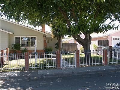 1st image of 307 Diana Dr