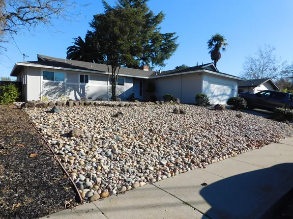 1520 Arkell Rd, Walnut Creek, CA 94598