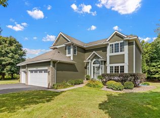 9896 57th St N, Lake Elmo, MN 55042