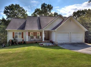 43 Adair Hollow Rd, Adairsville, GA 30103