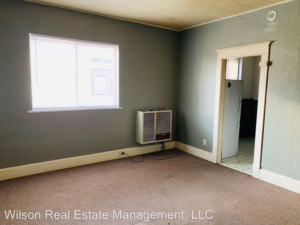 2nd image of 606 S 6th Ave APT 4